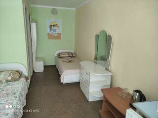 Гостевой дом Лада Поповка Трехместный номер «Комфорт» с душем-10